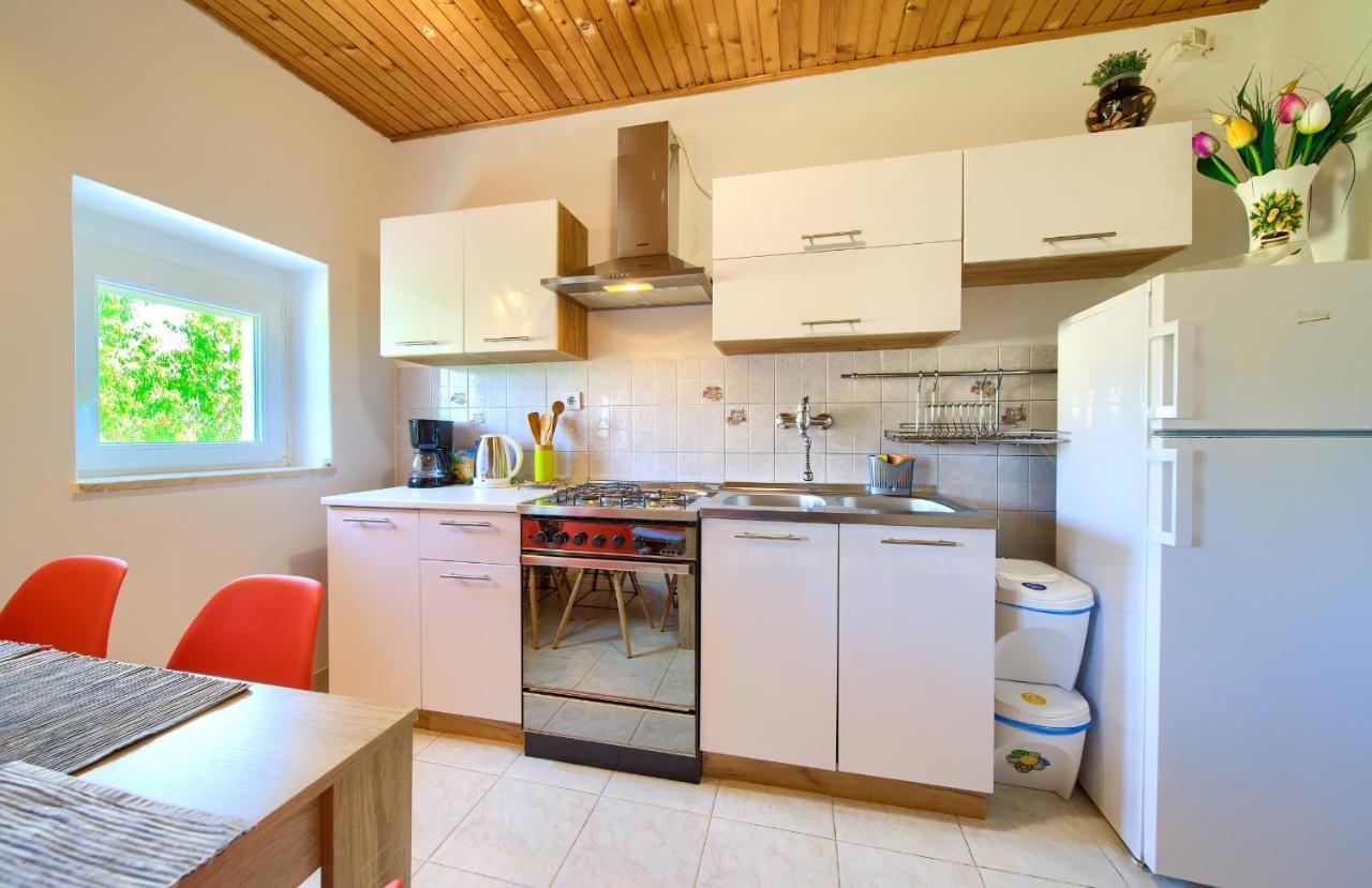 Apartment Lipovac Malinska Kültér fotó