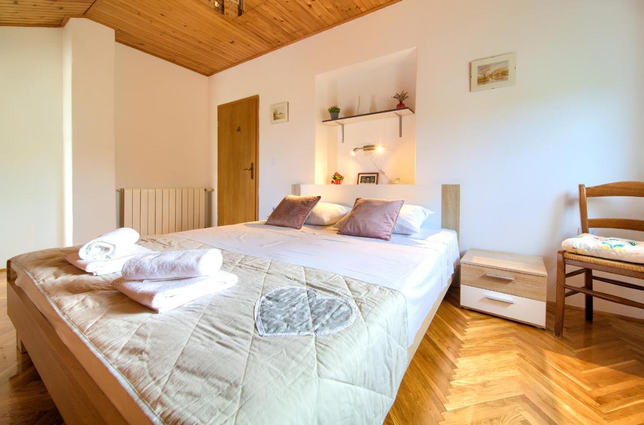 Apartment Lipovac Malinska Kültér fotó