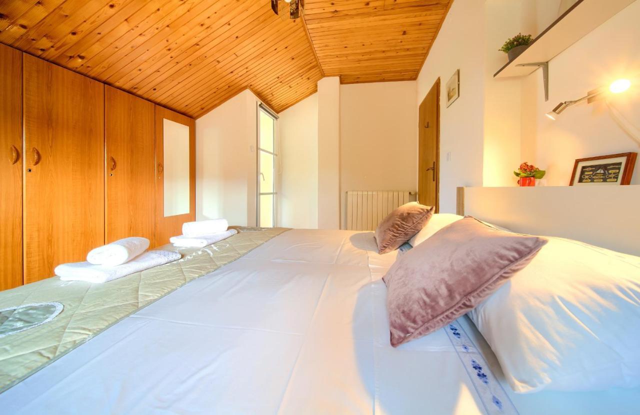 Apartment Lipovac Malinska Kültér fotó
